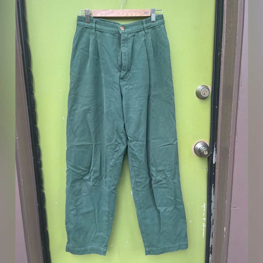 Big Bud Press heritage trousers in swamp green!